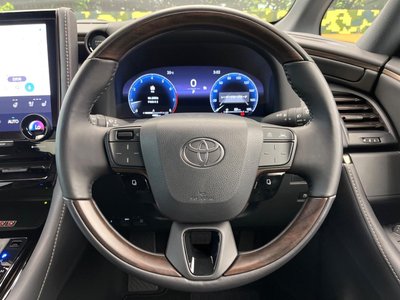 2025 Toyota ALPHARD 缩略图 13