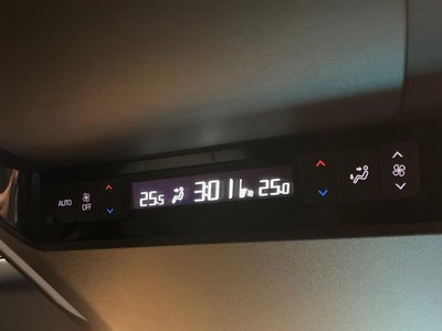 2025 Toyota ALPHARD 缩略图 49