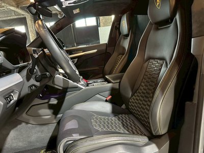 صورة 33 لـ 2019 Lamborghini URUS
