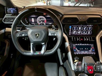 صورة 35 لـ 2019 Lamborghini URUS