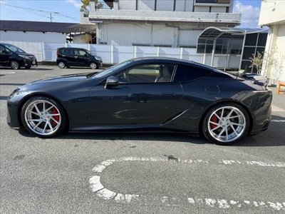 LEXUS LC - 10