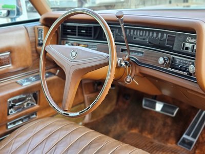 CADILLAC EL DORADO - 9