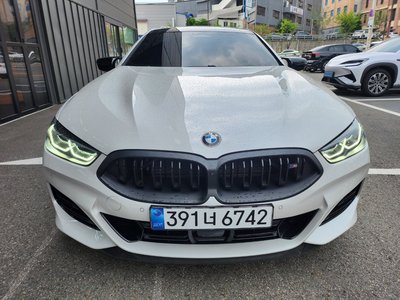 BMW 8 SERIES - 1
