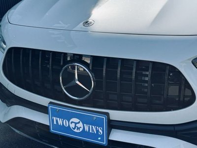 MERCEDES-BENZ GLA - 8