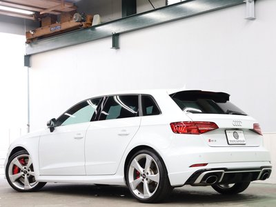 2018 AUDI RS3 SPORTBACK — фото 5