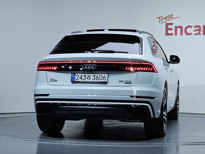 2023 AUDI Q8 照片 4