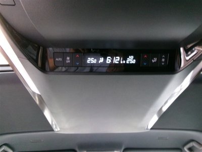 2023 Toyota VELLFIRE — миниатюра 28