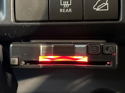 TOYOTA LAND CRUISER - 7