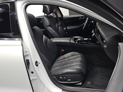GENESIS G80 (RG3) - 10