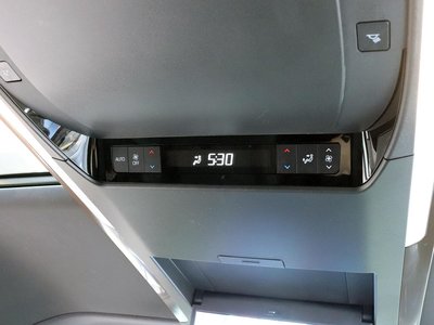 صورة مصغرة 31 لـ 2023 Toyota VELLFIRE