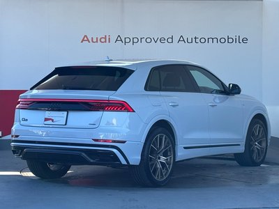 AUDI Q8 - 9