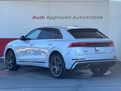 AUDI Q8 - 10