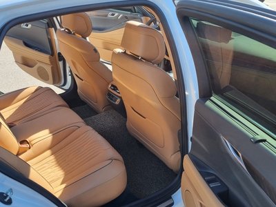 GENESIS G80 (RG3) - 9