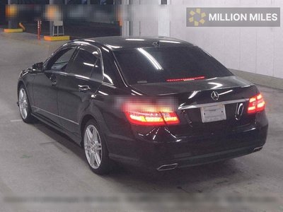 MERCEDES-BENZ E-CLASS - 2