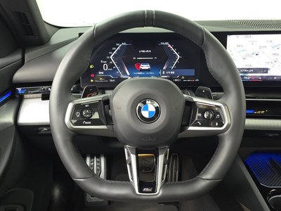 صورة مصغرة 13 لـ 2024 BMW 5 SERIES