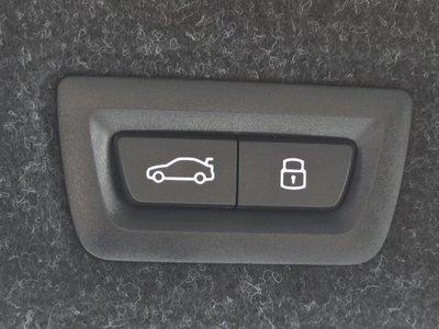 صورة مصغرة 18 لـ 2024 BMW 5 SERIES