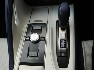 2024 Lexus LC CONVERTIBLE 缩略图 34