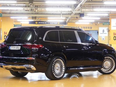 MERCEDES-BENZ GLS - 4