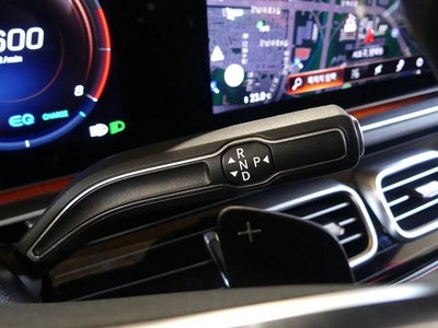 MERCEDES-BENZ GLS - 9