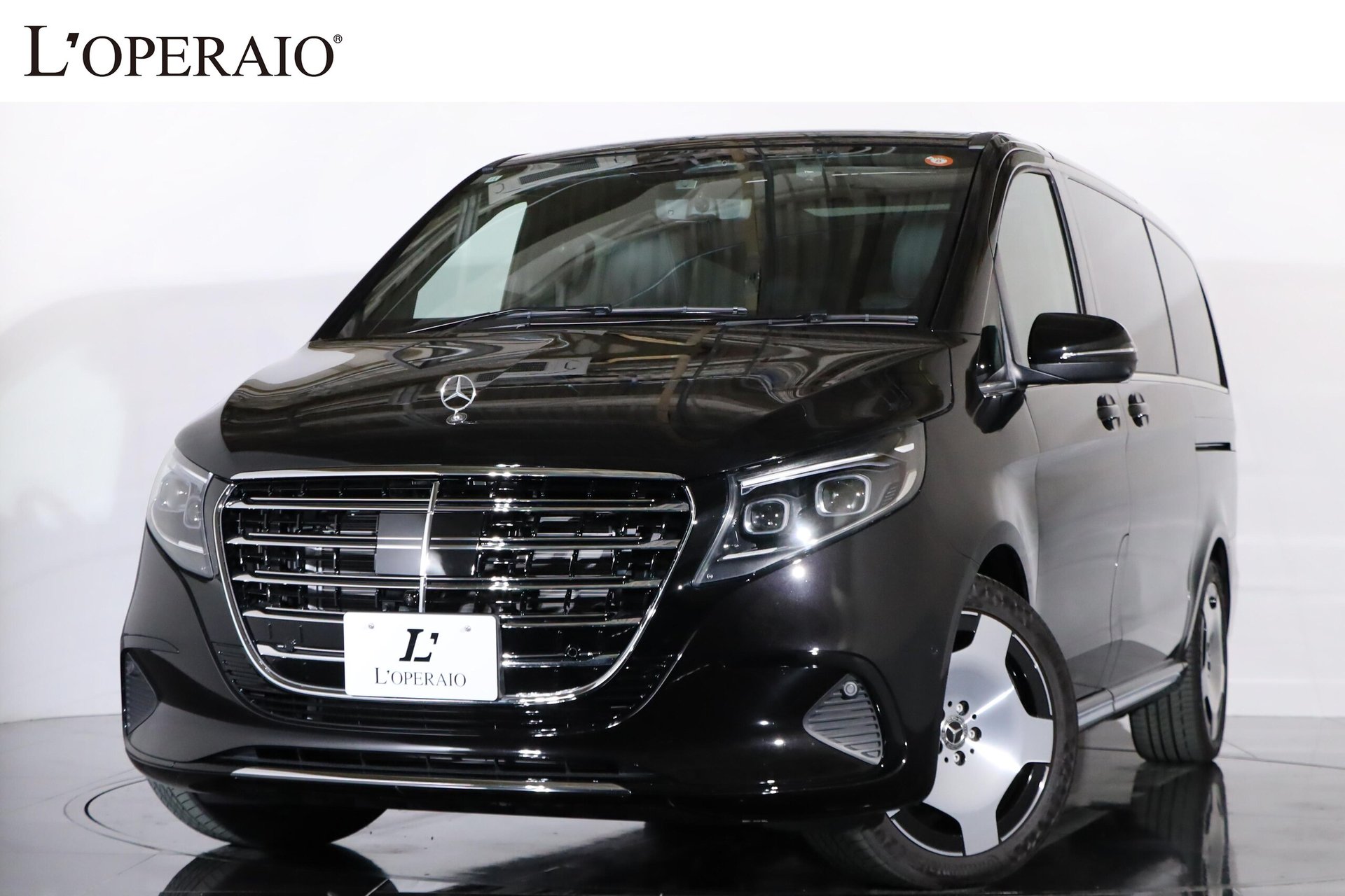 MERCEDES-BENZ V-CLASS - View 1