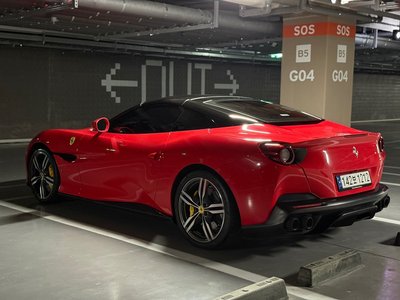FERRARI PORTOFINO - 6