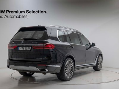 2022 BMW X7 photo 5
