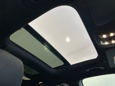 MERCEDES-BENZ GLB - 3