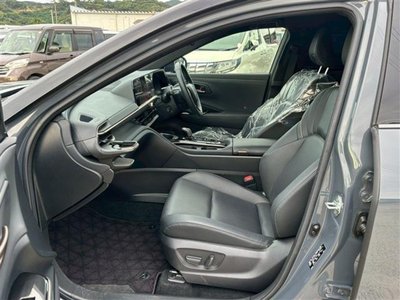 2024 Toyota CROWN SPORT photo 4