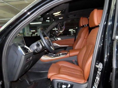 BMW X7 - 7