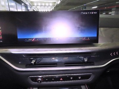2024 BMW X7 缩略图 11