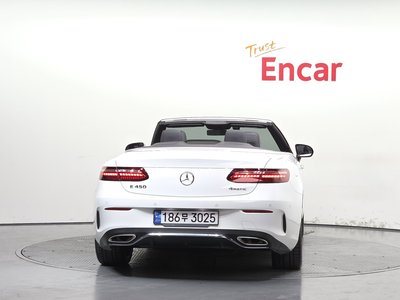 MERCEDES-BENZ E-CLASS - 4