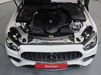 MERCEDES-BENZ E-CLASS - 7
