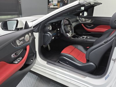 MERCEDES-BENZ E-CLASS - 10