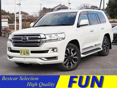 TOYOTA LAND CRUISER 200