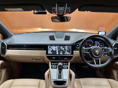 PORSCHE CAYENNE - 4