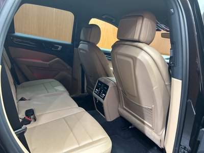 PORSCHE CAYENNE - 7