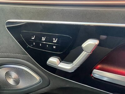 MERCEDES-BENZ EQS - 10