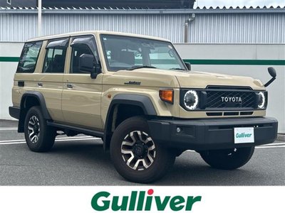 TOYOTA LAND CRUISER 70 - 1