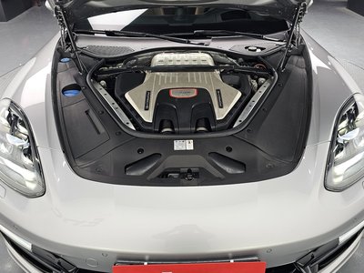 PORSCHE PANAMERA - 7