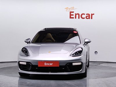 PORSCHE PANAMERA - 2