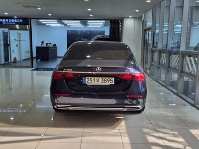 MERCEDES-BENZ E-CLASS - 3