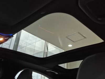 MERCEDES-BENZ E-CLASS - 6