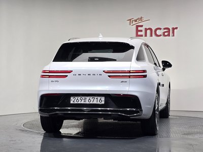 2024 Genesis GV70 photo 4
