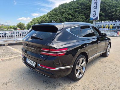 GENESIS GV80 - 3