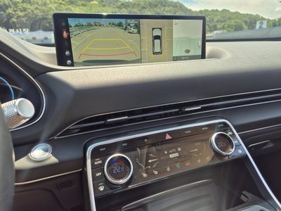 2021 Genesis GV80 thumbnail 11