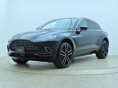 ASTON MARTIN DBX