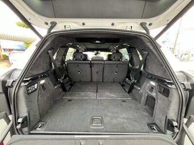 BMW X7 2024 thumbnail 30