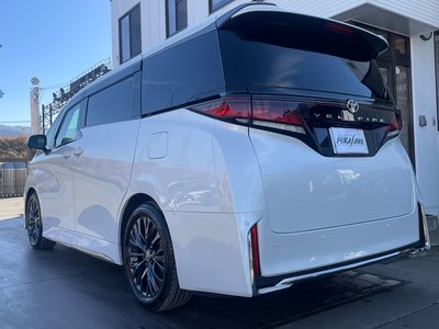 TOYOTA VELLFIRE - 2