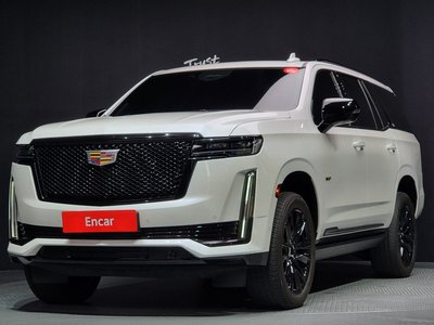 CADILLAC ESCALADE 5TH GENERATION - 1