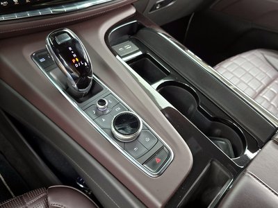 CADILLAC ESCALADE 5TH GENERATION - 9